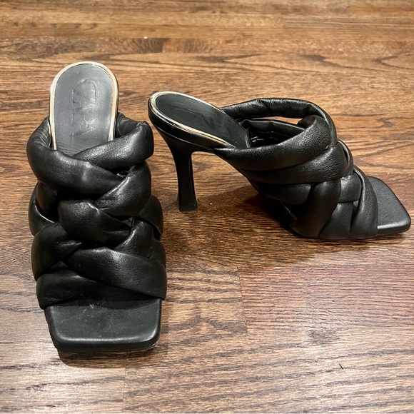 Zara Padded Braided Leather Mules Wm - Picture 2 of 6